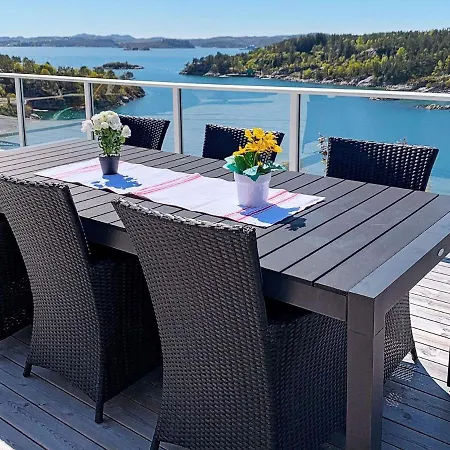 Holiday Home Fitjar Holiday home *