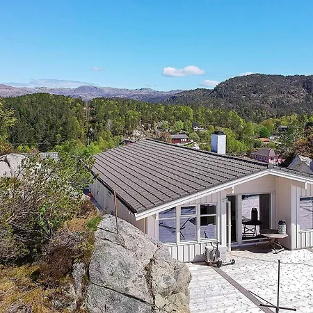 Holiday home Holiday Home Fitjar