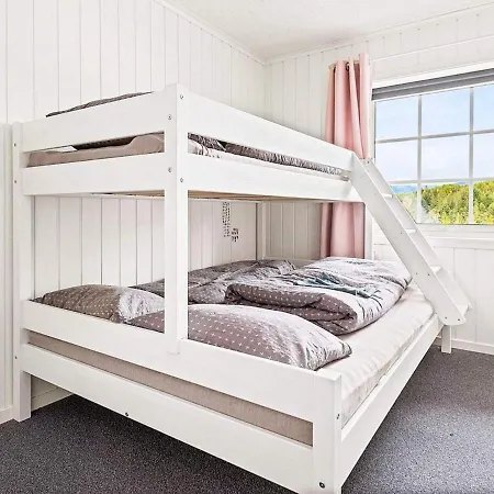 Holiday home Holiday Home Fitjar
