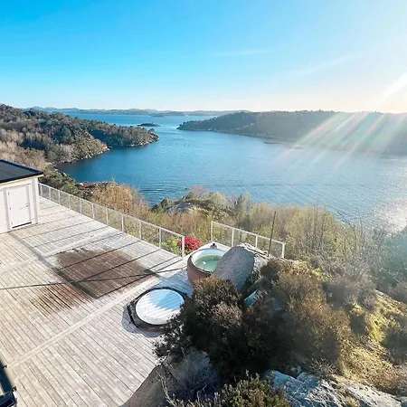 Holiday home Holiday Home Fitjar *