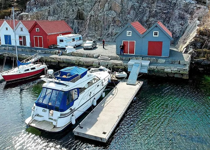 12 Person In Feriehus