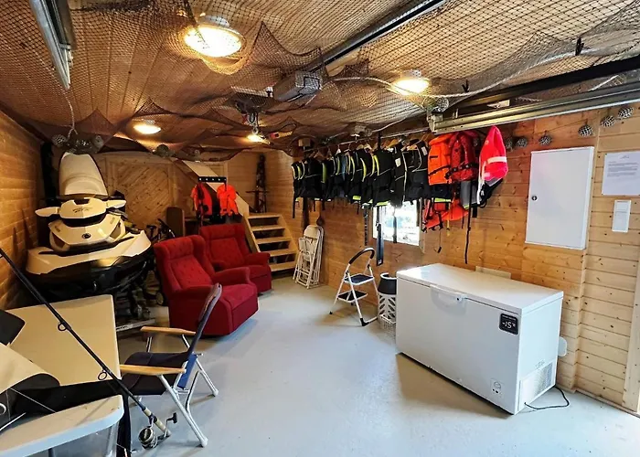 12 Person In Feriehus *