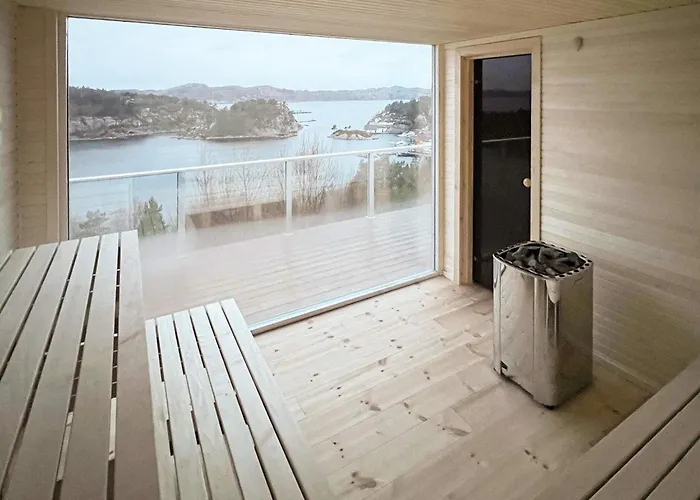 12 Person In Feriehus